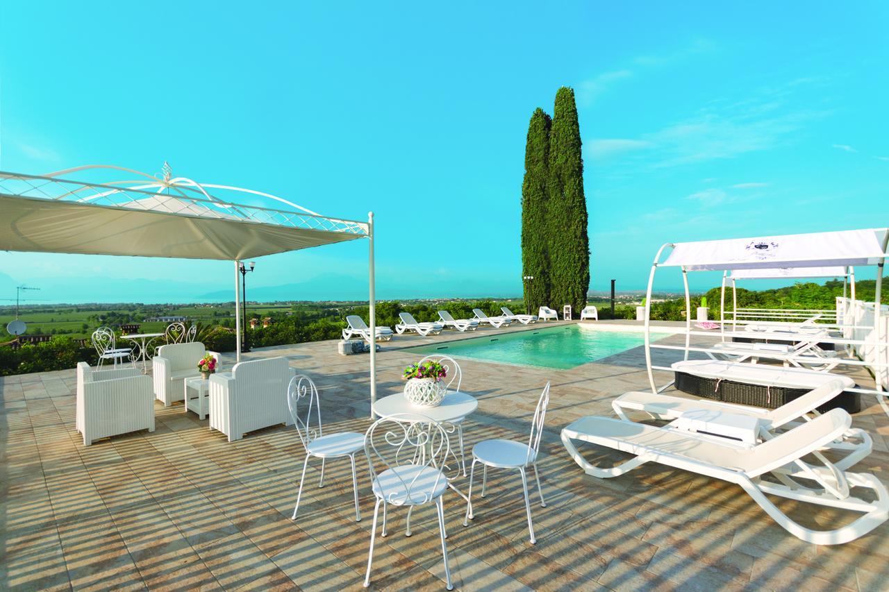 Relais Villa Belvedere & Spa Only Adults Pozzolengo Luaran gambar
