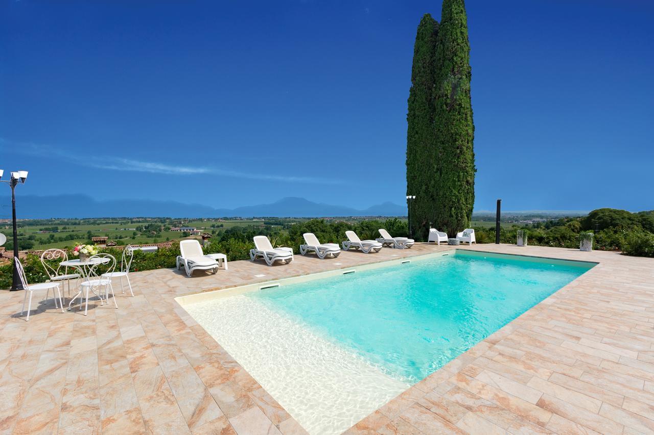 Relais Villa Belvedere & Spa Only Adults Pozzolengo Luaran gambar